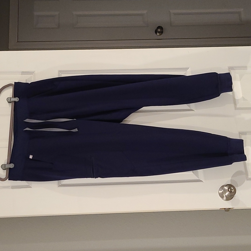 Figs Large Navy Zamora joggers